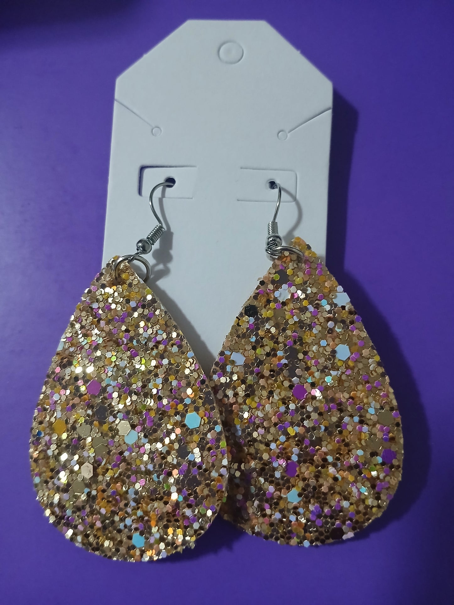 Gold Confetti Sparkling Earrings